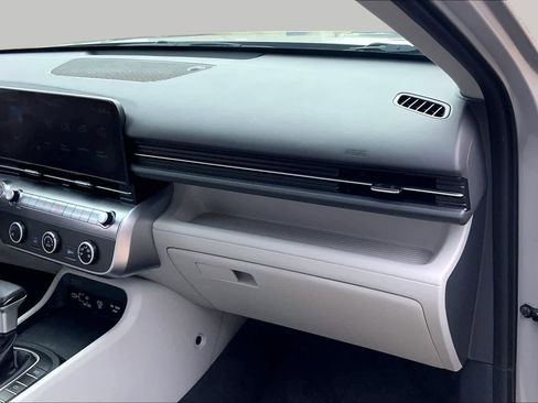 Certified 2026 Hyundai Kona SE FWD image 19