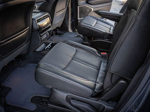 Used 2023 Jeep Wagoneer Series II image 26