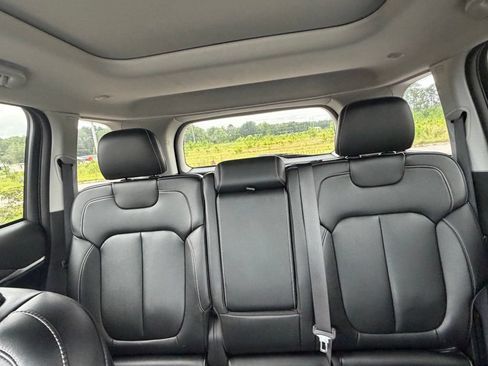 Used 2023 Jeep Grand Cherokee 4WD 4xe image 38