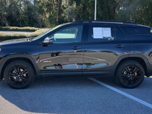 Used 2022 GMC Terrain AT4 w/ Infotainment Package II image 5