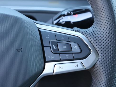 New 2026 Volkswagen Tiguan SE R-Line image 35