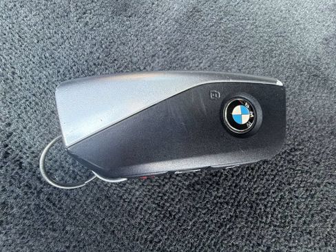 Used 2024 BMW X5 xDrive40i w/ Premium Package AWD/4WD image 28