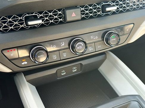 Certified 2023 Honda Accord EX image 18