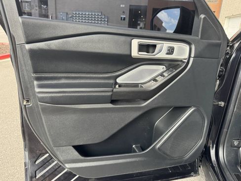 Used 2020 Ford Explorer ST w/ Premium Technology Package AWD/4WD image 19