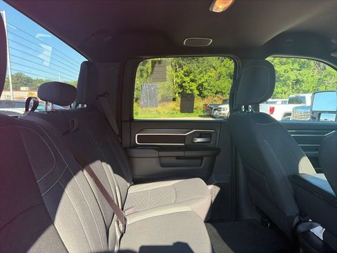 Used 2026 RAM 2500 Big Horn AWD/4WD image 12