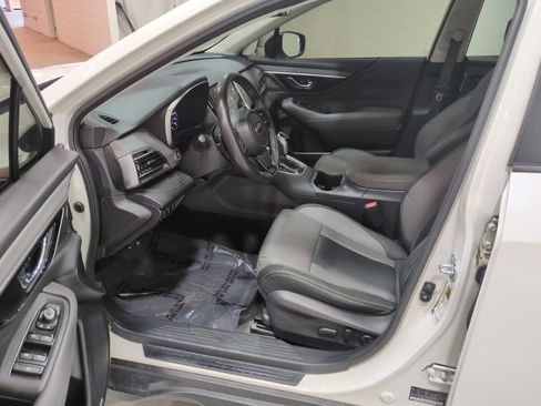 Used 2024 Subaru Outback Onyx Edition AWD/4WD image 17