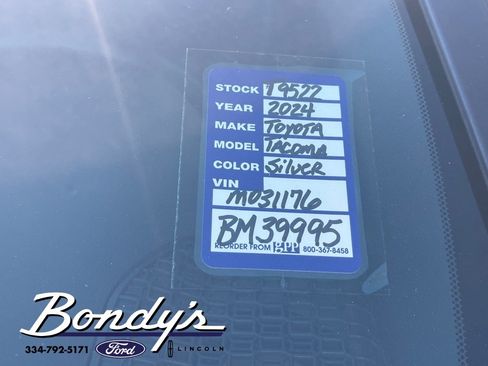 Used 2024 Toyota Tacoma 4x4 Double Cab image 25