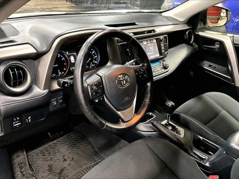 Used 2016 Toyota RAV4 XLE image 16