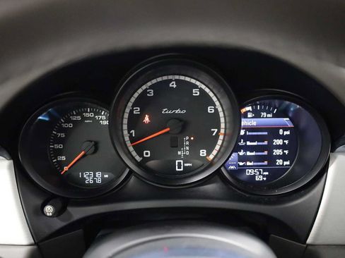 Used 2015 Porsche Macan Turbo AWD/4WD image 24