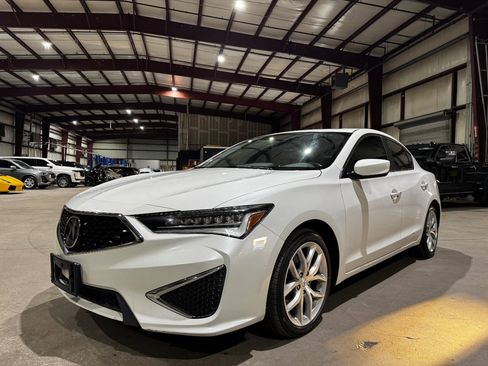 Used 2019 Acura ILX image 9