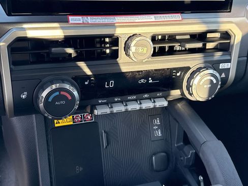 Certified 2025 Toyota Tacoma TRD Sport w/ TRD Sport Upgrade Package AWD/4WD image 22