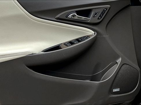Used 2024 Chevrolet Malibu LT FWD image 19