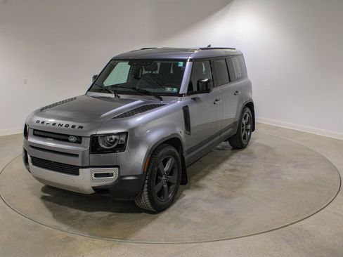 Used 2024 Land Rover Defender 110 S image 1