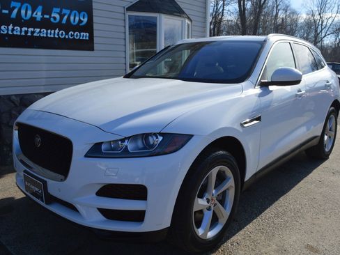 Used 2020 Jaguar F-PACE Premium image 1