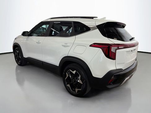 Used 2025 Kia Seltos EX w/ EX Sunroof Package image 7