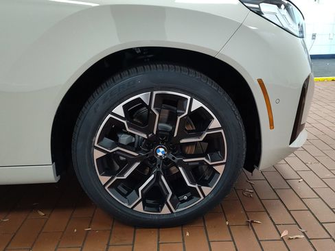 Certified 2026 BMW X3 xDrive30i w/ Premium Package AWD/4WD image 11