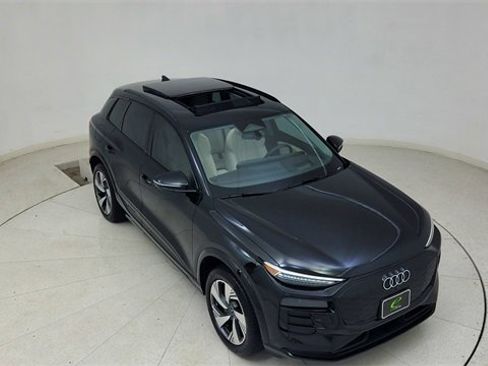Used 2025 Audi Q6 e-tron Premium Plus w/ Premium Plus image 76