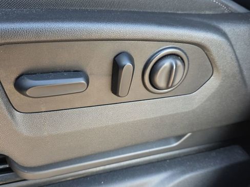 Used 2020 Chevrolet Silverado 1500 LT w/ All-Star Edition image 16