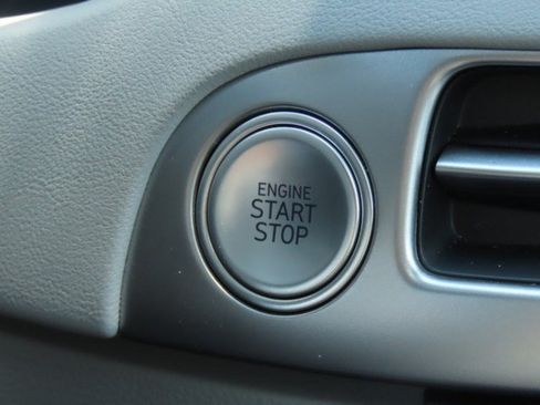 Used 2025 Hyundai Palisade SEL FWD image 28