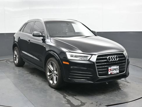 Used 2018 Audi Q3 2.0T Premium Plus w/ Premium Plus Package AWD/4WD image 5