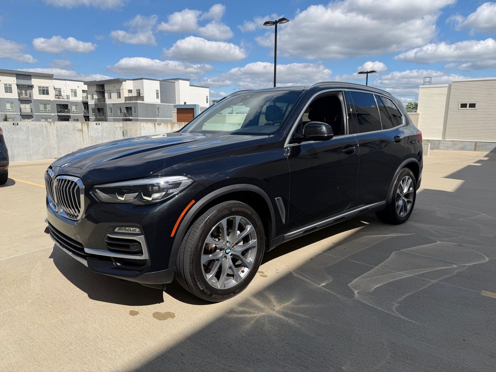 Used 2019 BMW X5 xDrive40i w/ Convenience Package AWD/4WD image 3