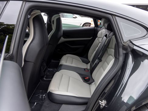 Certified 2023 Porsche Taycan 4S w/ Premium Package AWD/4WD image 44