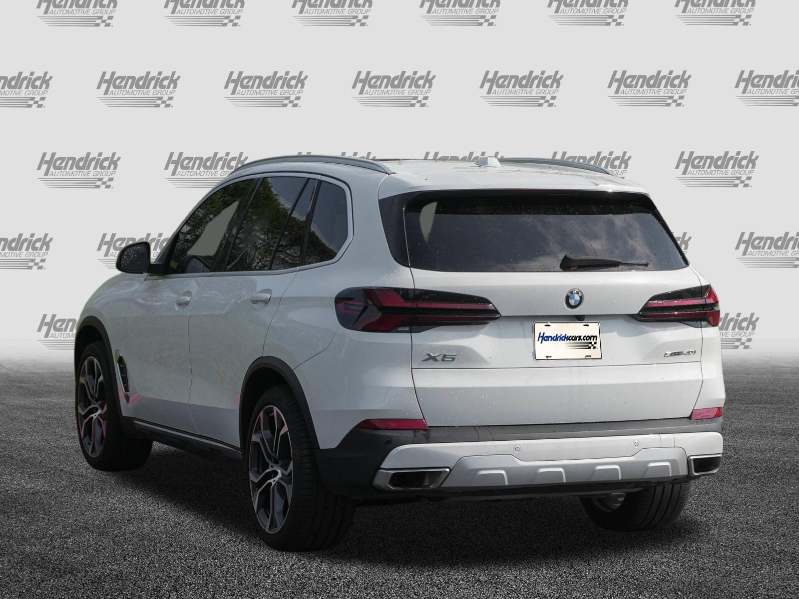 Certified 2024 BMW X5 sDrive40i w/ Premium Package RWD image 7
