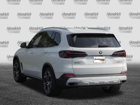 Used 2024 BMW X5 sDrive40i w/ Premium Package RWD image 7