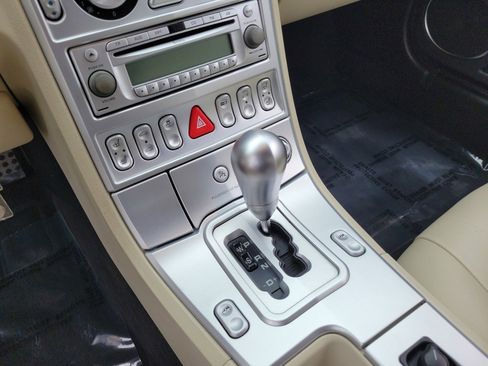 Used 2005 Chrysler Crossfire Limited RWD image 21