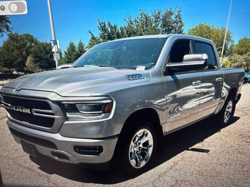 Used 2019 RAM 1500 Big Horn AWD/4WD image 2