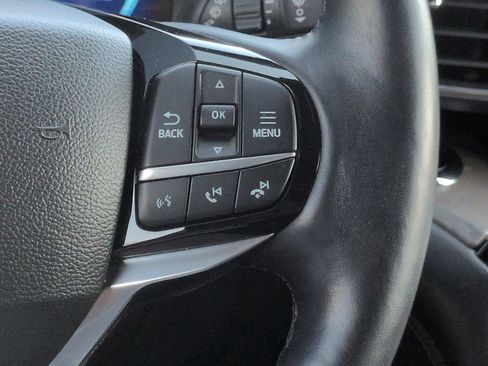 Used 2023 Ford Explorer Platinum w/ Technology Package AWD/4WD image 19