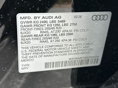 Used 2025 Audi Q5 Prestige w/ Prestige Package AWD/4WD image 29