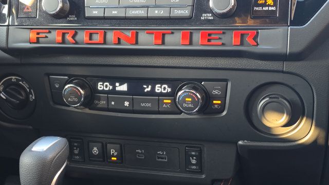 Used 2026 Nissan Frontier PRO-4X AWD/4WD image 33