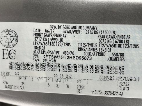 Used 2017 Ford F350 XLT w/ Camper Package image 28