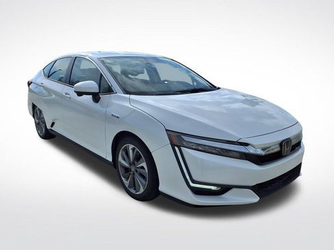 Used 2018 Honda Clarity Plug-In Hybrid image 3