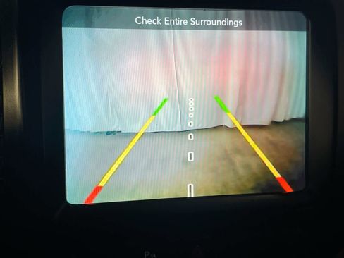 Used 2017 Jeep Cherokee Latitude w/ Safety/Convenience Group image 17