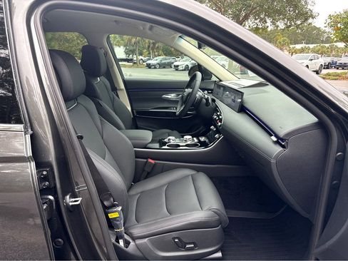 New 2026 Genesis GV70 2.5T AWD/4WD image 18