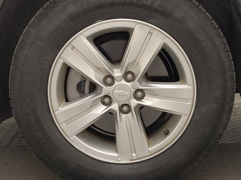 Used 2019 Chevrolet Trax LS w/ Tint and Cruise Package image 31