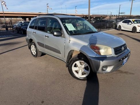 Used 2004 Toyota RAV4 4WD image 23