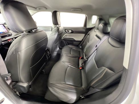 Used 2022 Jeep Compass Limited w/ Elite Group AWD/4WD image 23
