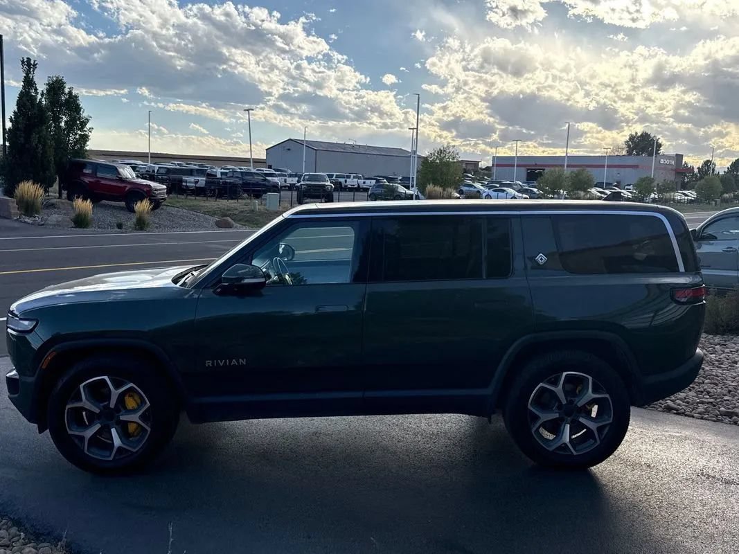 Used 2023 Rivian R1S Adventure Quad AWD/4WD image 19