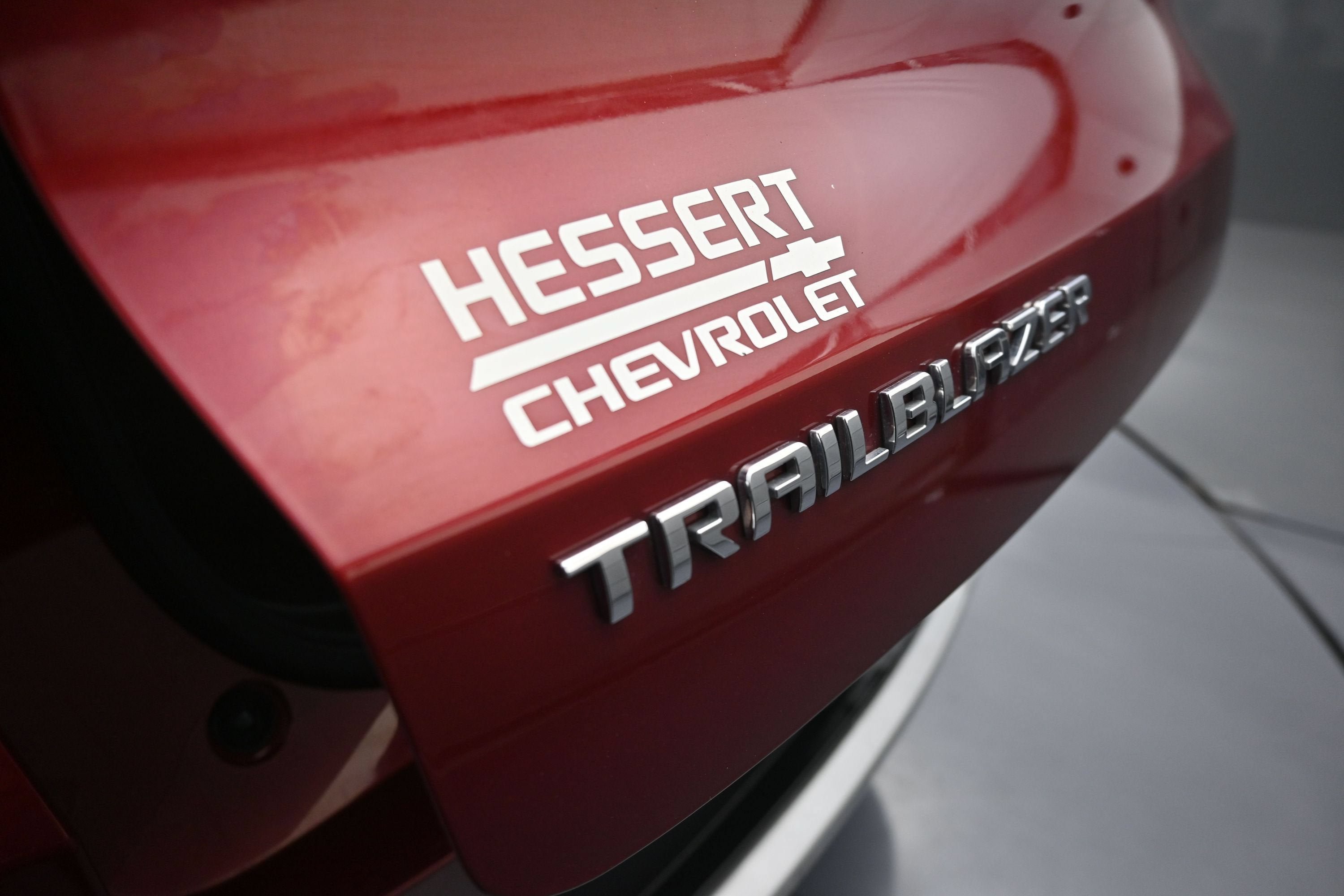 Used 2023 Chevrolet TrailBlazer LT FWD image 32