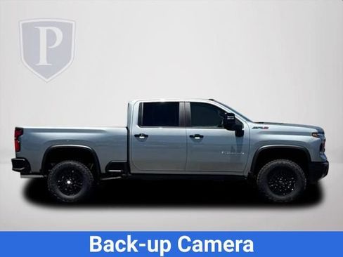 New 2026 Chevrolet Silverado 2500 ZR2 AWD/4WD image 5