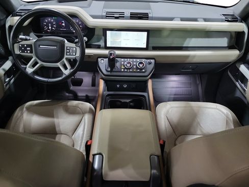 Certified 2020 Land Rover Defender 110 HSE AWD/4WD image 25