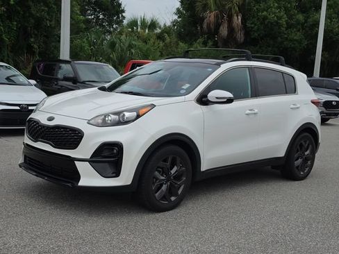 Certified 2022 Kia Sportage Nightfall Edition FWD image 2