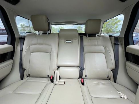 Used 2020 Land Rover Range Rover HSE image 30