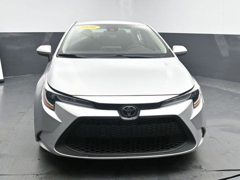 Used 2020 Toyota Corolla LE image 3