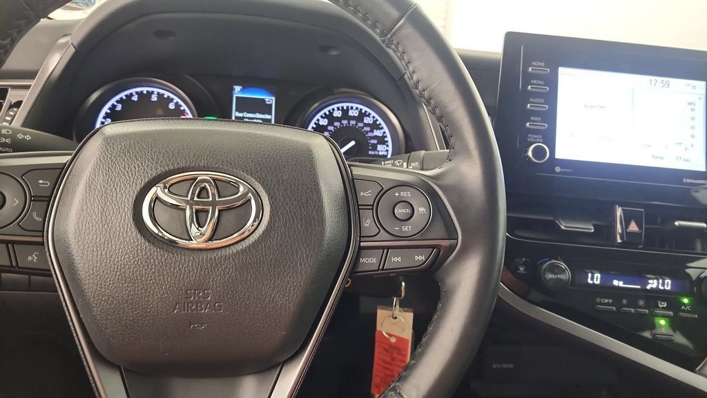 Used 2024 Toyota Camry SE FWD image 17