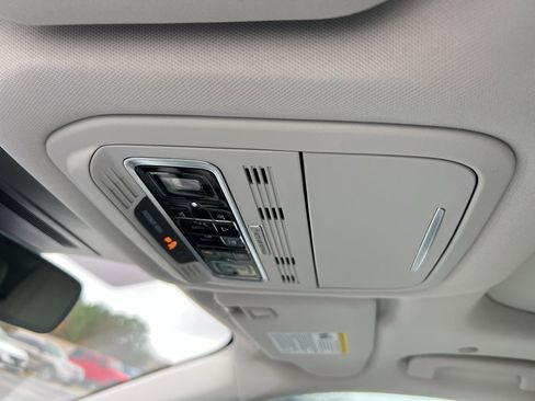 New 2026 Lincoln Nautilus Reserve image 12