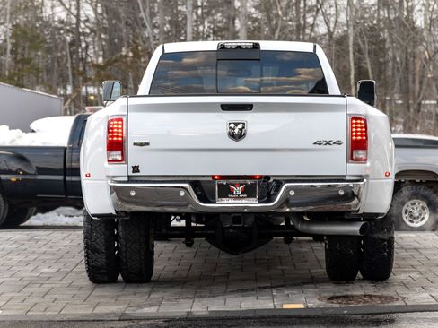 Used 2017 RAM 3500 Laramie image 11